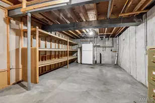 5015 Suson Hills Dr, Saint Louis, MO 63128 - Photo 35