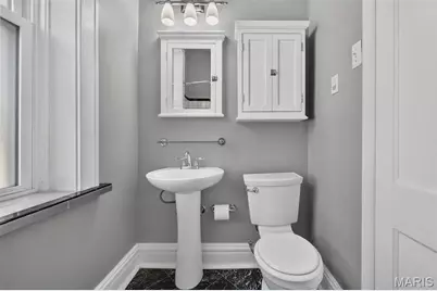 1901 McCausland Avenue, Saint Louis, MO 63117 - Photo 11