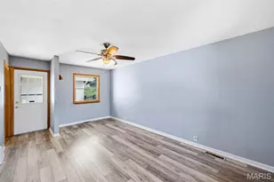 7 Valley Rd, Saint Charles, MO 63303 - Photo 21