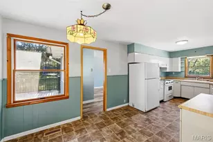 7 Valley Rd, Saint Charles, MO 63303 - Photo 13