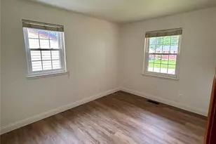 7374 Tannoia Dr, Hazelwood, MO 63042 - Photo 13