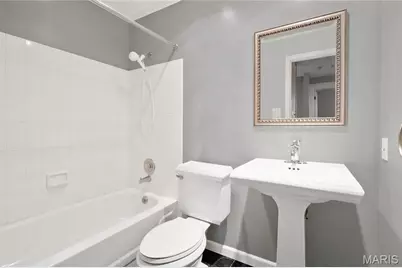 5803 Waterman Boulevard #3W, Saint Louis, MO 63112 - Photo 17