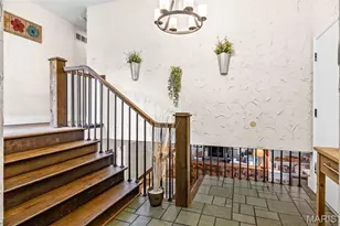 56 River Bend Ct, Chesterfield, MO 63017 - Photo 5