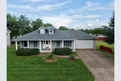 111 Westview, Palmyra, MO 63461 - Photo 1
