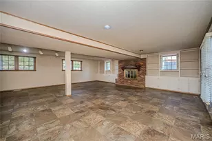 12122 Regency Dr, Saint Louis, MO 63128 - Photo 33