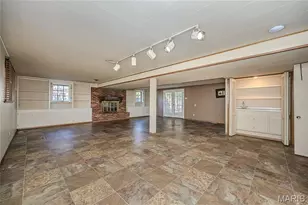 12122 Regency Dr, Saint Louis, MO 63128 - Photo 29