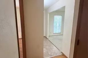 4458 Rhine Dr, Florissant, MO 63033 - Photo 13