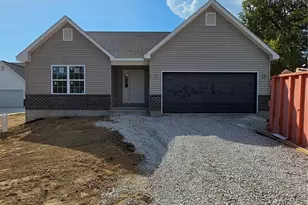 37 Millwell, Maryland Heights, MO 63043 - Photo 1