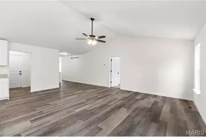 37 Millwell, Maryland Heights, MO 63043 - Photo 7
