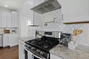 8830 Powell Ave, Saint Louis, MO 63144 - Photo 13