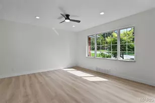 9609 Howerton Dr, Saint Louis, MO 63123 - Photo 5