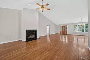 3949 Cambridge Crossing Dr, Saint Charles, MO 63304 - Photo 13