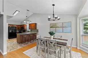 300 Jana Dr, Florissant, MO 63031 - Photo 9