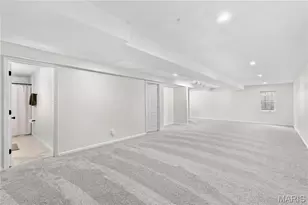 300 Jana Dr, Florissant, MO 63031 - Photo 23