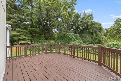 300 Jana Drive, Florissant, MO 63031 - Photo 7