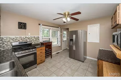 10341 Saint Katherine Lane, Saint Ann, MO 63074 - Photo 9