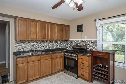 10341 Saint Katherine Lane, Saint Ann, MO 63074 - Photo 11
