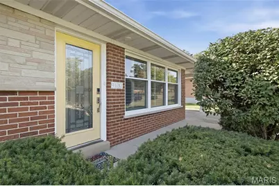 9132 Clydesdale Drive, Saint Louis, MO 63126 - Photo 3