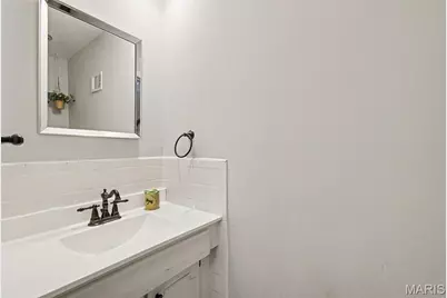 5253 Ozarkglen Drive, Mehlville, MO 63128 - Photo 13
