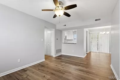 1630 Thrush Terrace #1630, Brentwood, MO 63144 - Photo 5