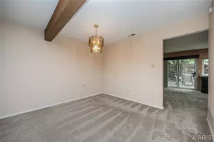 1368 Hampton Rd, Saint Charles, MO 63303 - Photo 7