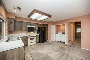 1368 Hampton Rd, Saint Charles, MO 63303 - Photo 11