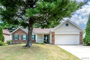 5 Aken Ct, Saint Peters, MO 63376 - Photo 3