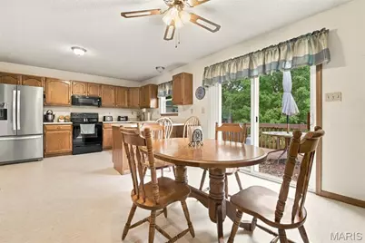 52 E Lakeview Drive, De Soto, MO 63020 - Photo 9