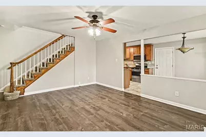12115 Wensley Road, Florissant, MO 63033 - Photo 9