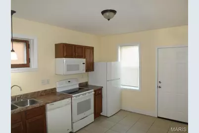 3902 Iowa Avenue, Saint Louis, MO 63118 - Photo 3