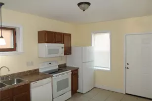 3902 Iowa Ave, Saint Louis, MO 63118 - Photo 3