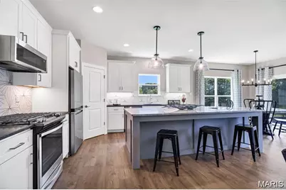 The Grand Columbia Floor Plan, O'Fallon, MO 63366 - Photo 3