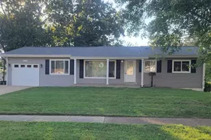6702 Flowervale Dr, Hazelwood, MO 63042 - Photo 1