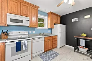 7609 Suffolk Ave, Shrewsbury, MO 63119 - Photo 9