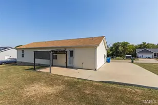 1127 Stone Crest Dr, Desloge, MO 63628 - Photo 7
