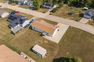 1127 Stone Crest Dr, Desloge, MO 63628 - Photo 23