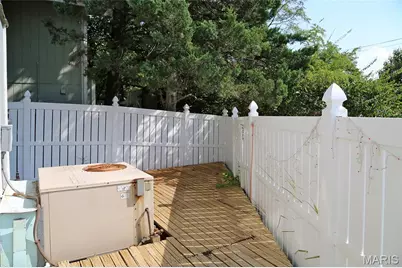 1420 Pine Row Court, Saint Louis, MO 63146 - Photo 25