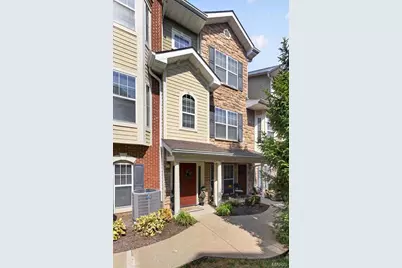 2630 McKnight Crossing Court, Saint Louis, MO 63124 - Photo 1