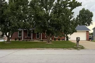 52 Sherwood Estates Ln, Hannibal, MO 63401 - Photo 1