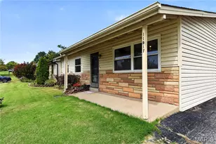 11917 Glenridge Dr, Maryland Heights, MO 63043 - Photo 37