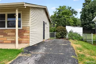 11917 Glenridge Dr, Maryland Heights, MO 63043 - Photo 29