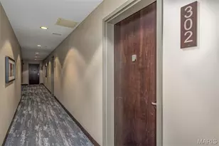 9 N Euclid Ave, Saint Louis, MO 63108 - Photo 3