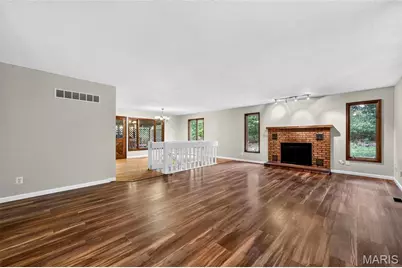 3649 Hopewell Road, Wentzville, MO 63385 - Photo 5
