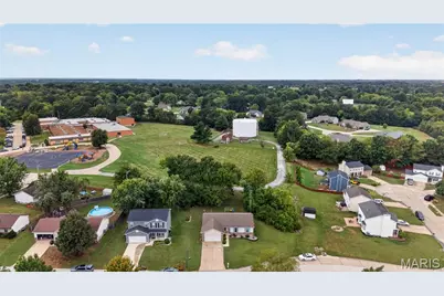 1683 Oakwood Drive, O'Fallon, MO 63366 - Photo 35