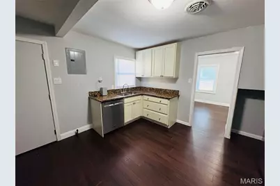 159 Connolly Drive, Hazelwood, MO 63135 - Photo 7