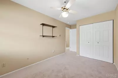 7568 Hazelcrest Drive, Hazelwood, MO 63042 - Photo 33