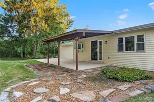 12363 Merrick Dr, Saint Louis, MO 63146 - Photo 37