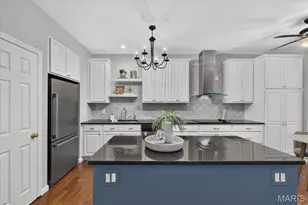 13026 Ray Trog Ct, Saint Louis, MO 63146 - Photo 9