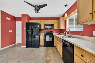 1033 Providence Pointe Drive, Wentzville, MO 63385 - Photo 15