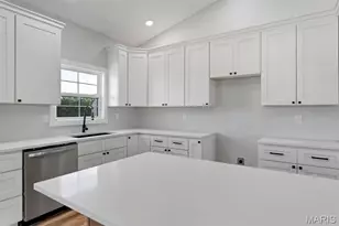 2916 Shirley Close Rd, Washington, MO 63090 - Photo 17